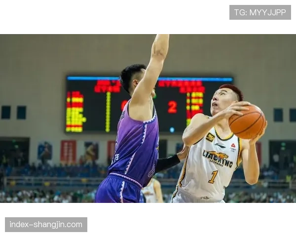 付豪对阵广东砍下26分9篮板 辽宁前锋内线冲击力持续输出